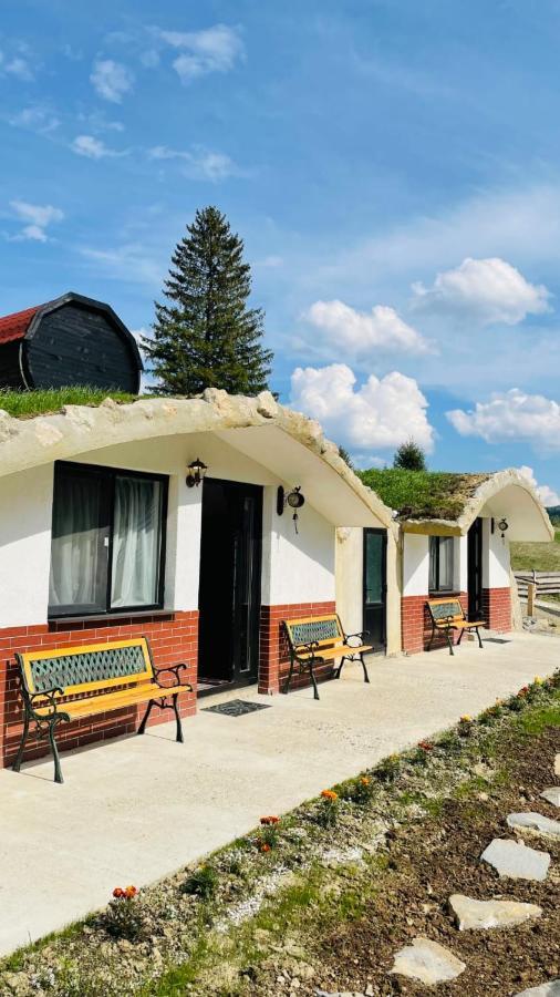 Resort Valea Tatarilor Lacu Rosu Eksteriør bilde